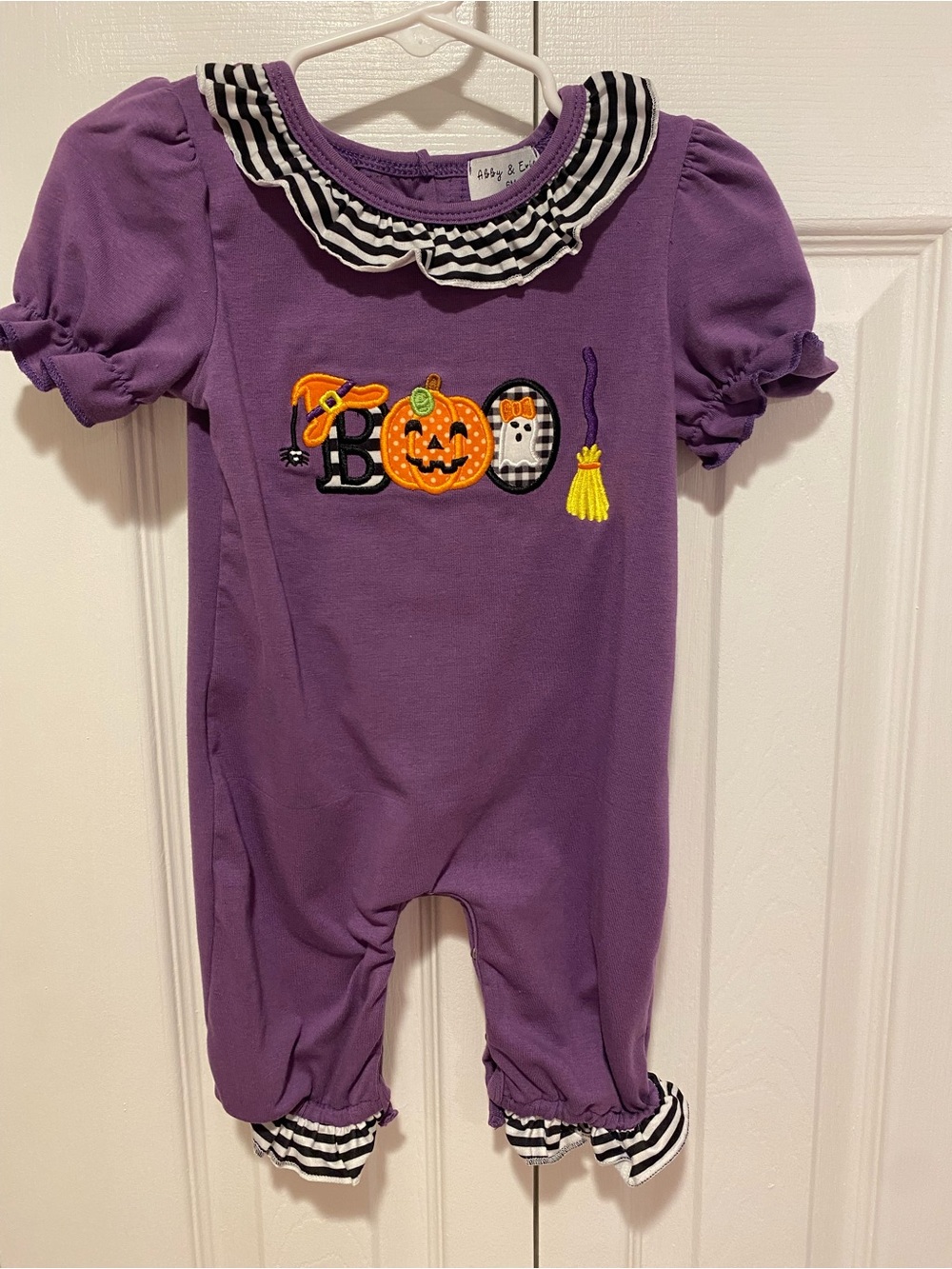 Purple Halloween Pumpkin Appliqué Girls One-Piece Romper Size 6M